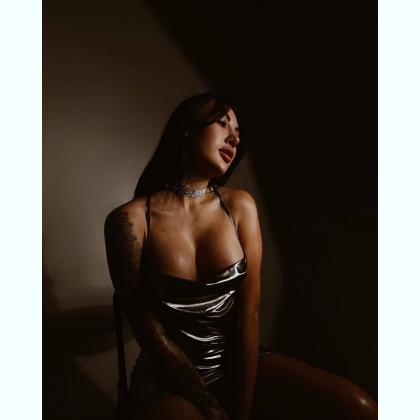  Lux    