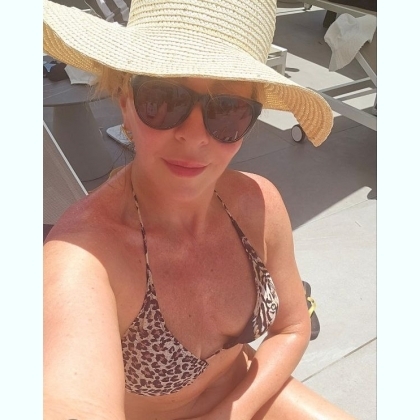 ������� M��, ��e���� �a �e�������� �e� ������ � �����o���. E��� �����.